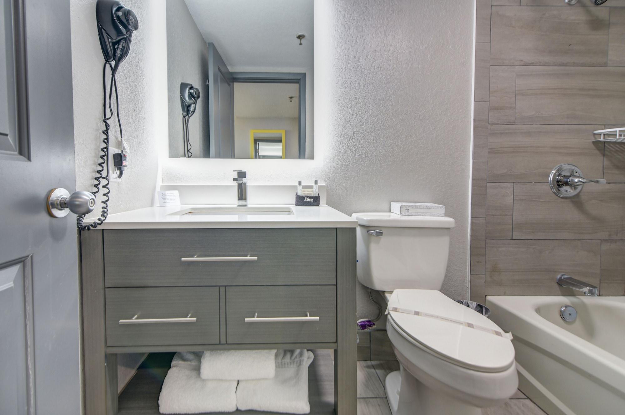Emerald Coast Inn & Suites Fort Walton Beach Bagian luar foto